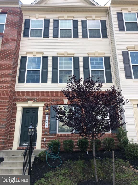 7242 Brinley Way, Hanover, MD 21076