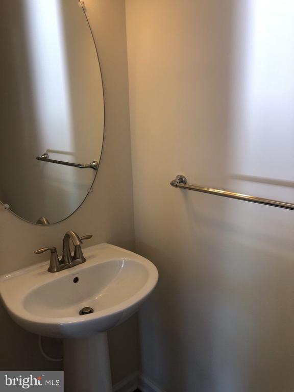 7242 Brinley Way, Hanover, MD 21076