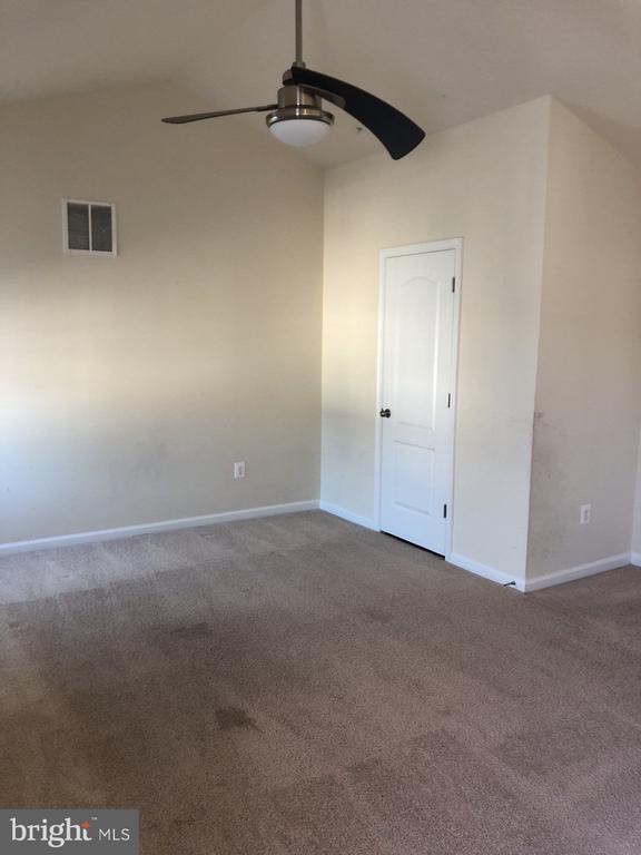 7242 Brinley Way, Hanover, MD 21076