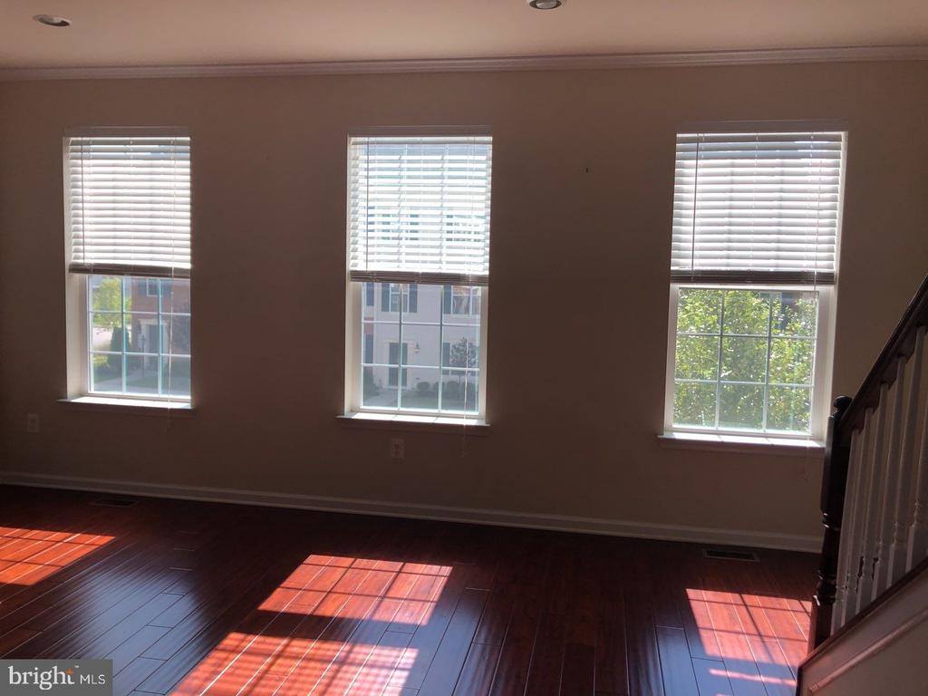 7242 Brinley Way, Hanover, MD 21076