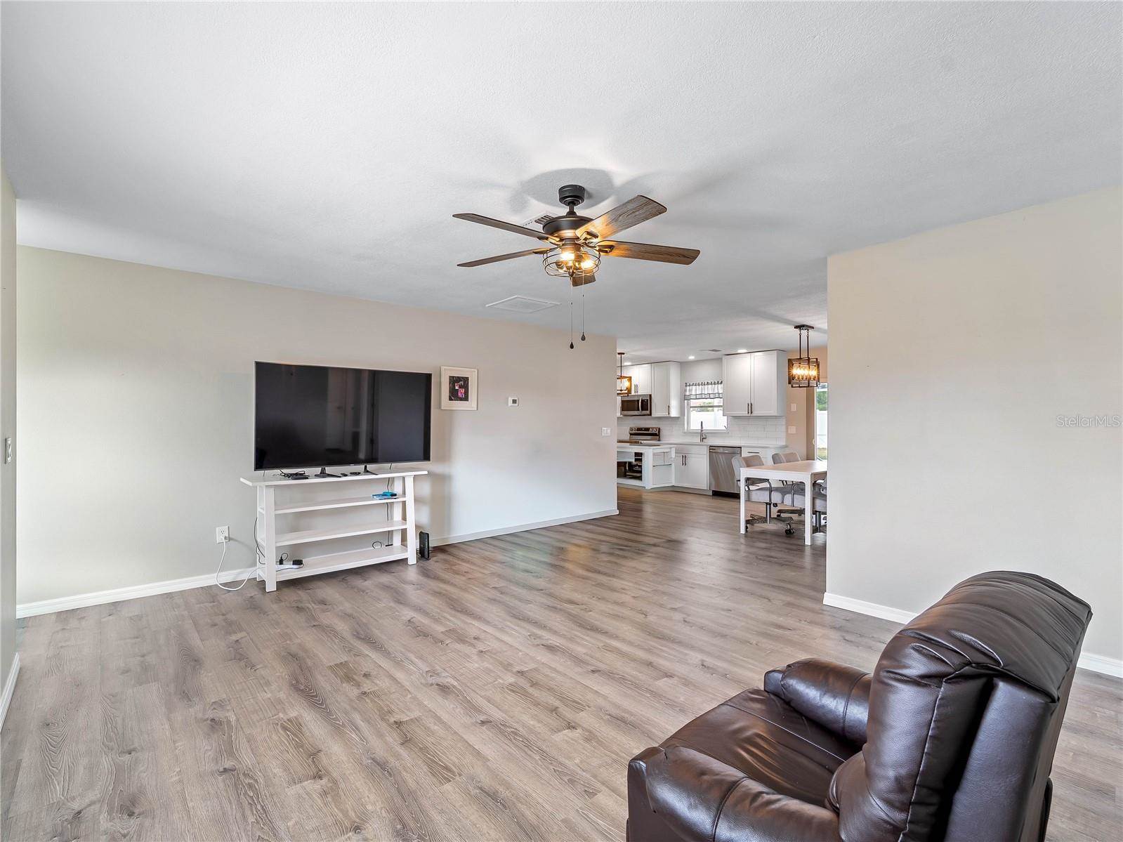 2367 Ivanhoe Street, Port Charlotte, FL 33952