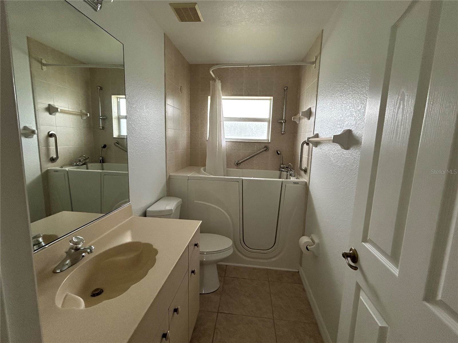 113 Mark Twain Lane, Rotonda West, FL 33947