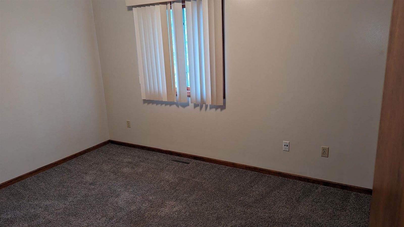 309 Edwin Street, Midland, MI 48642