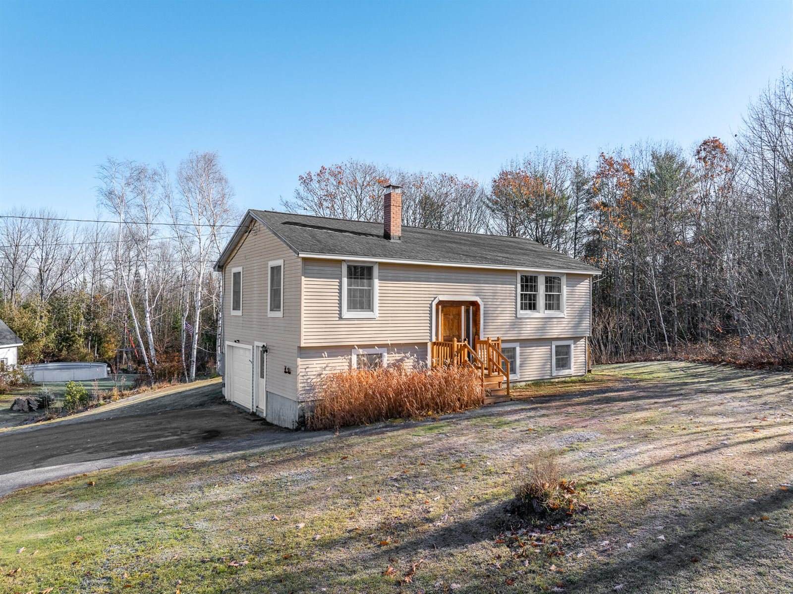 31 Hillcrest Drive, Hermon, ME 04401