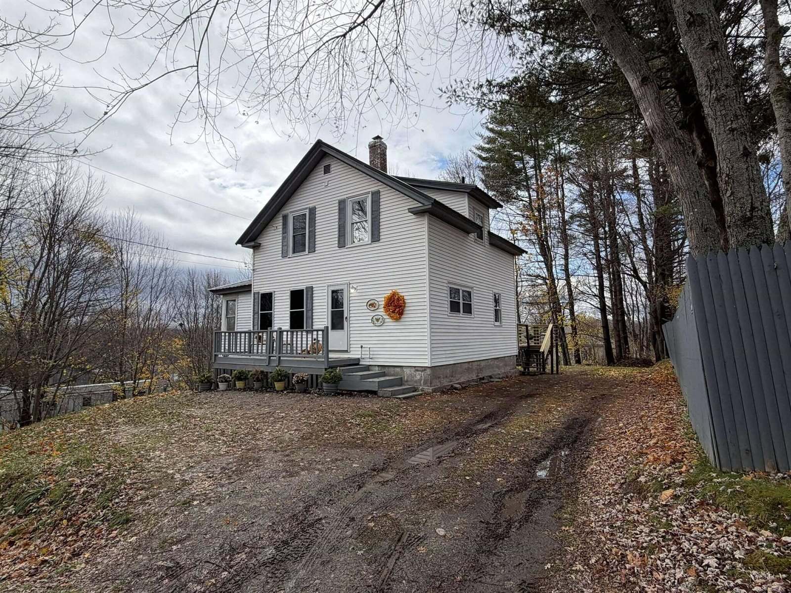 4 Lancaster Avenue, Guilford, ME 04443