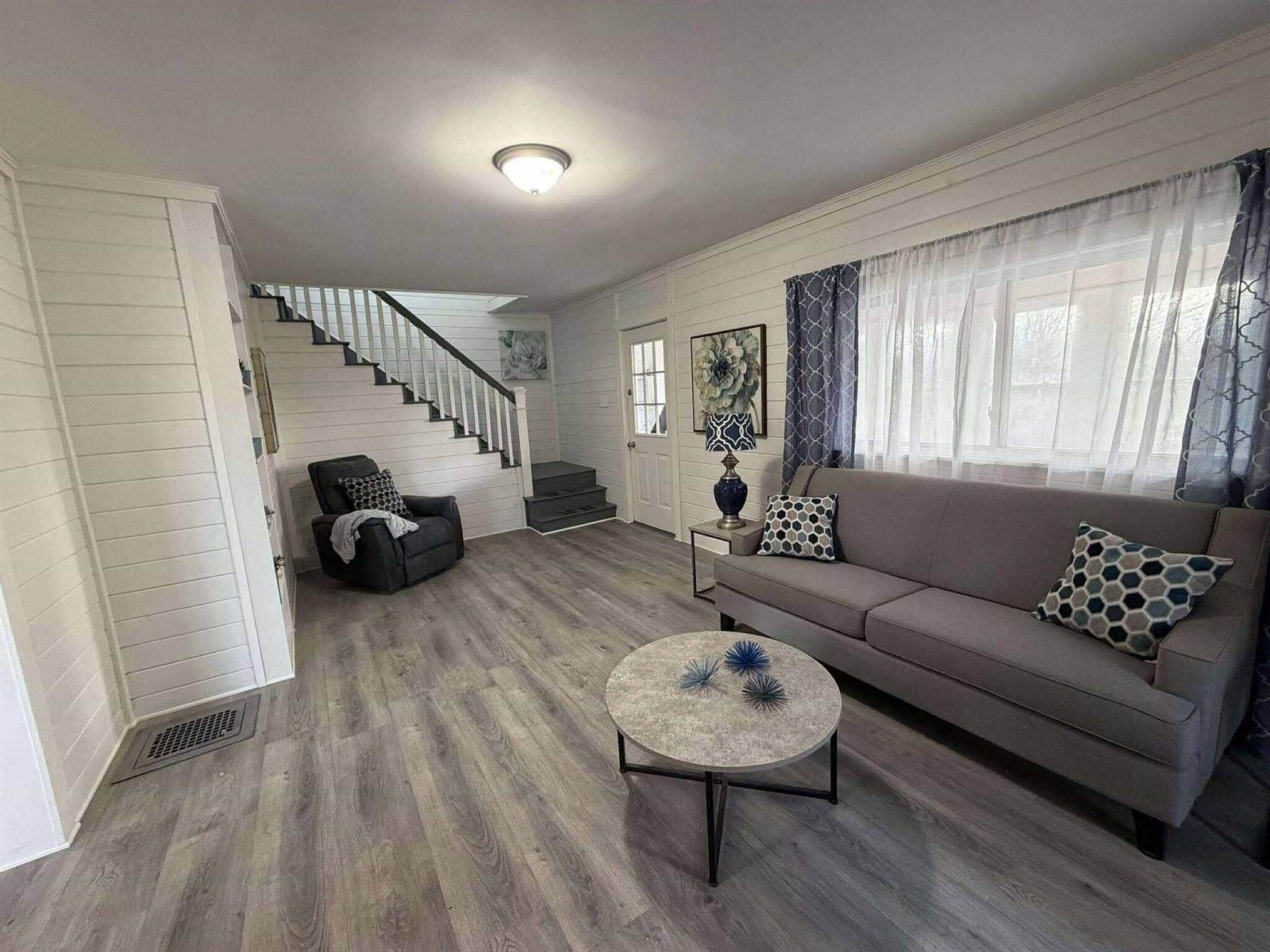 4 Lancaster Avenue, Guilford, ME 04443