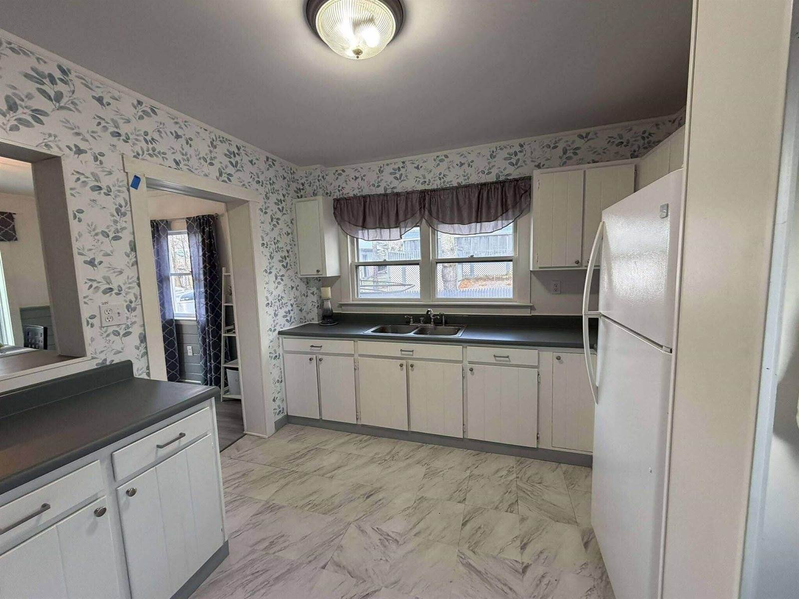 4 Lancaster Avenue, Guilford, ME 04443