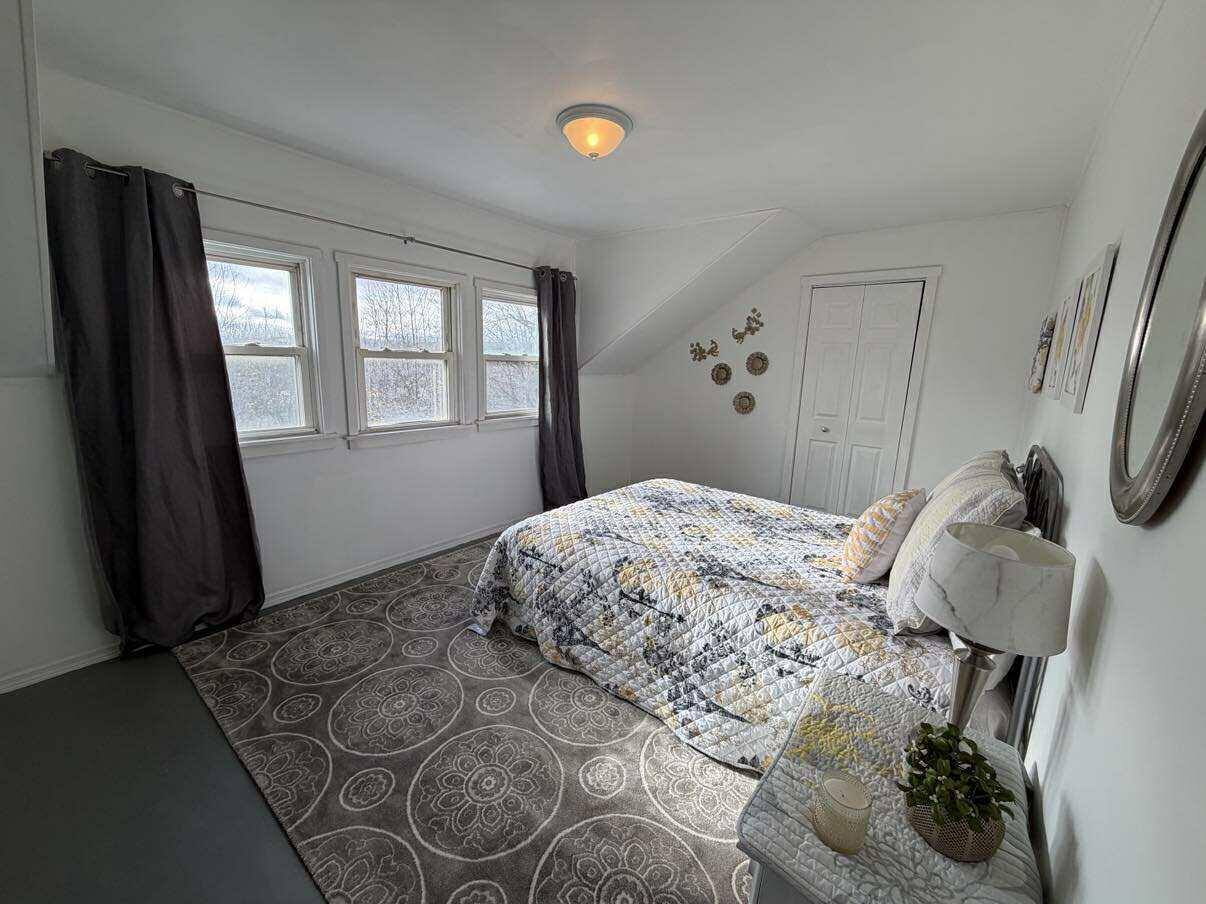 4 Lancaster Avenue, Guilford, ME 04443