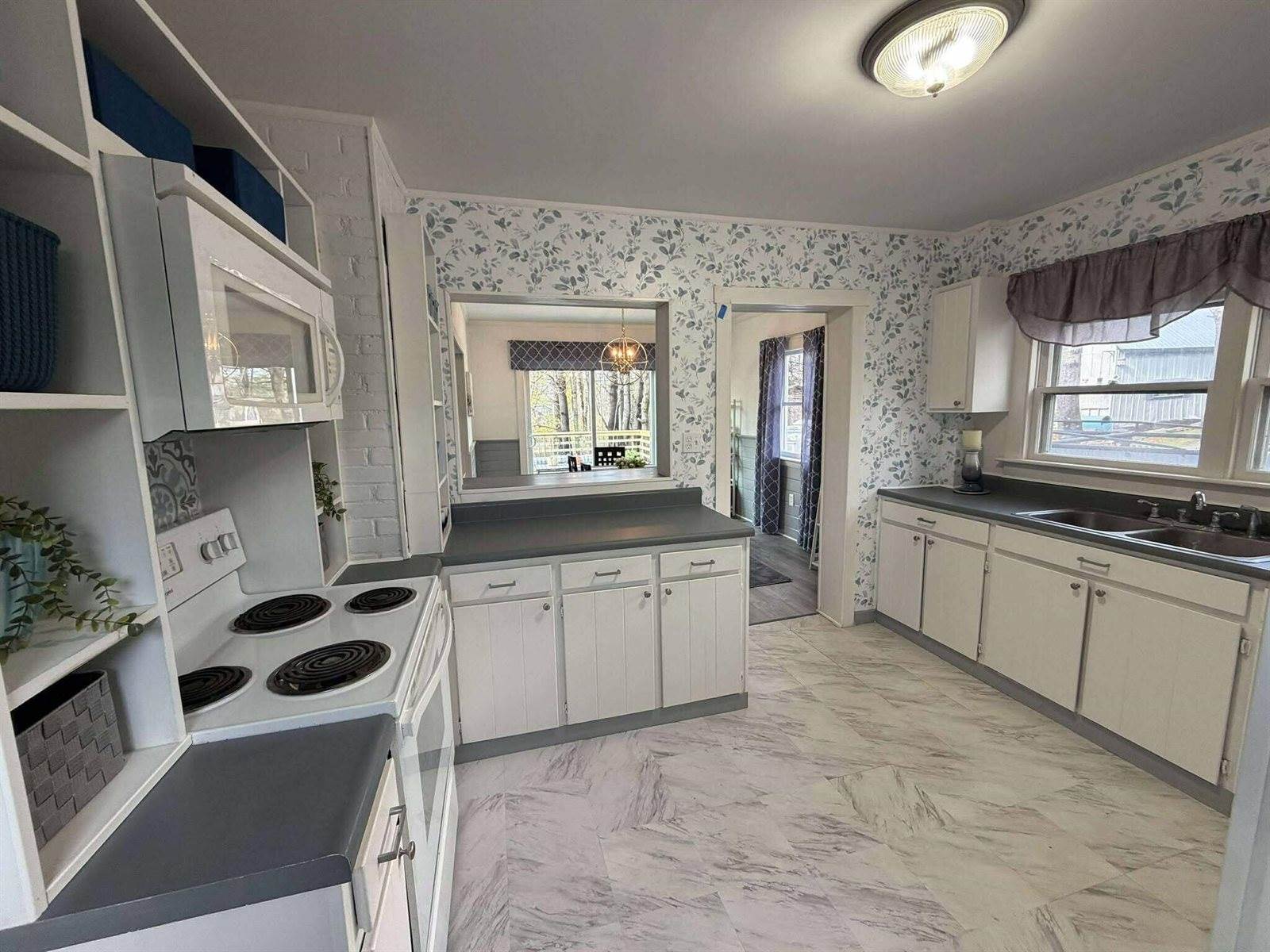 4 Lancaster Avenue, Guilford, ME 04443