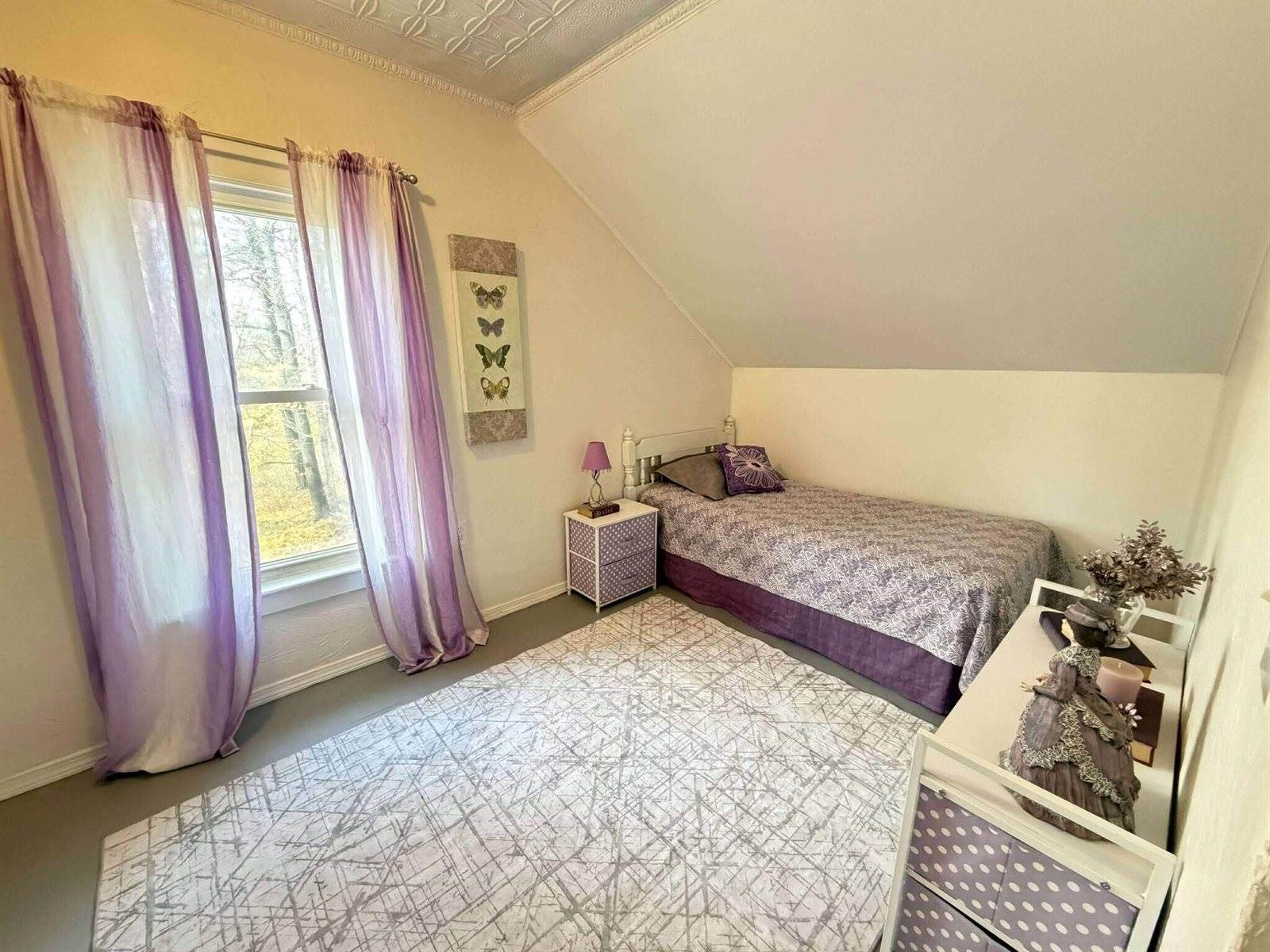 4 Lancaster Avenue, Guilford, ME 04443