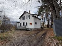 4 Lancaster Avenue, Guilford, ME 04443