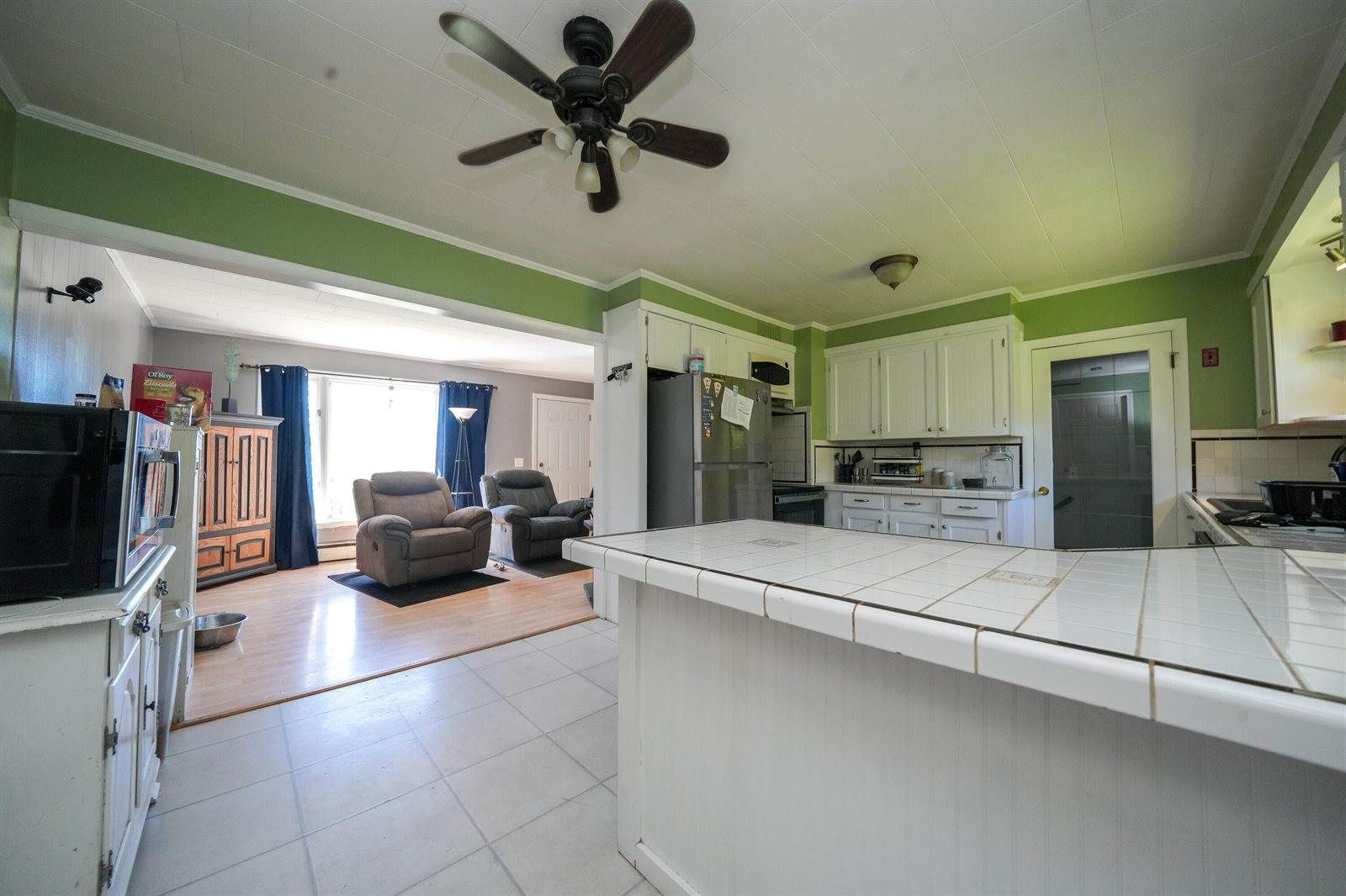 455 Billings Road, Hermon, ME 04401