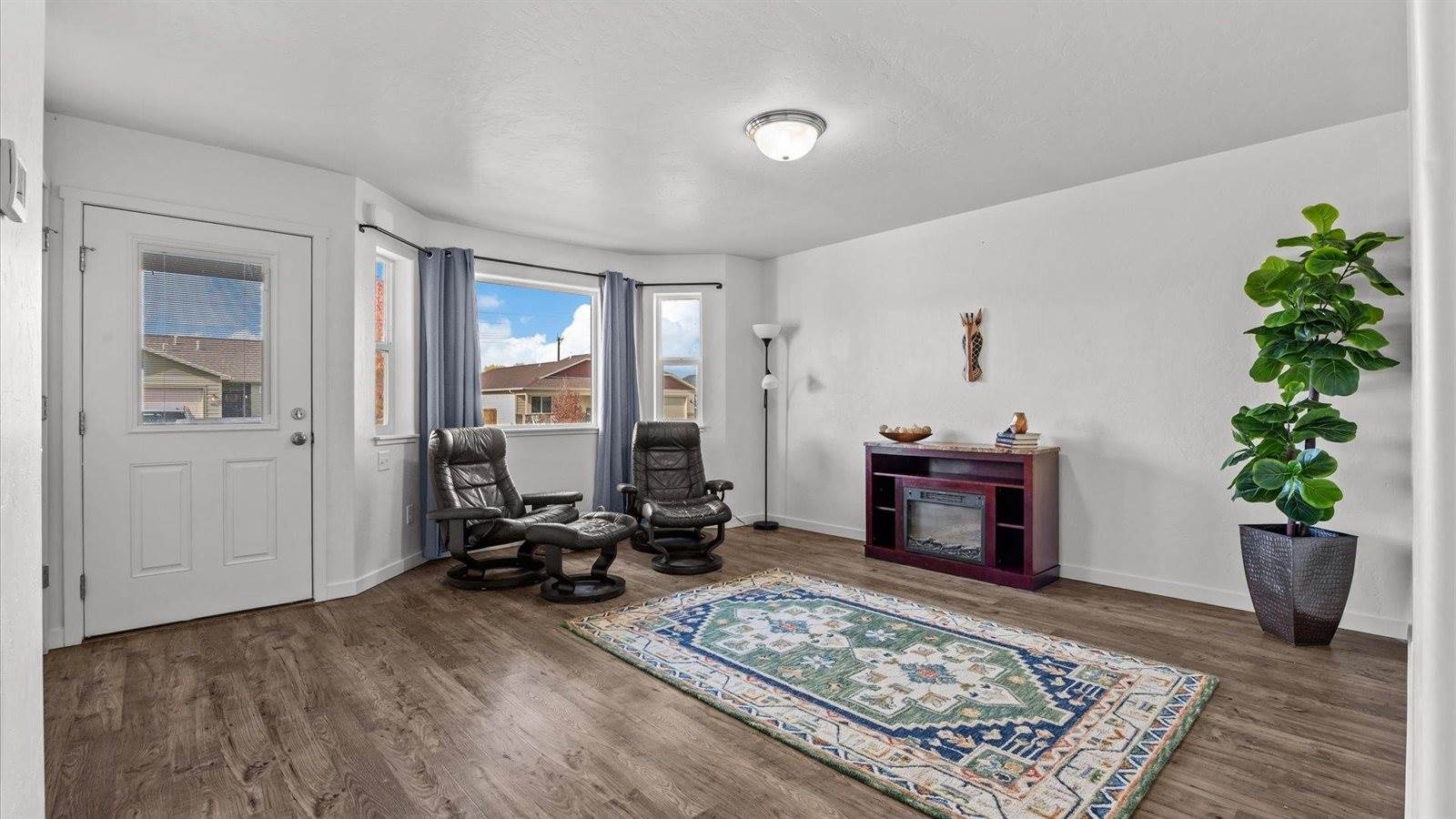 466 El Jardin Lane, Clifton, CO 81520