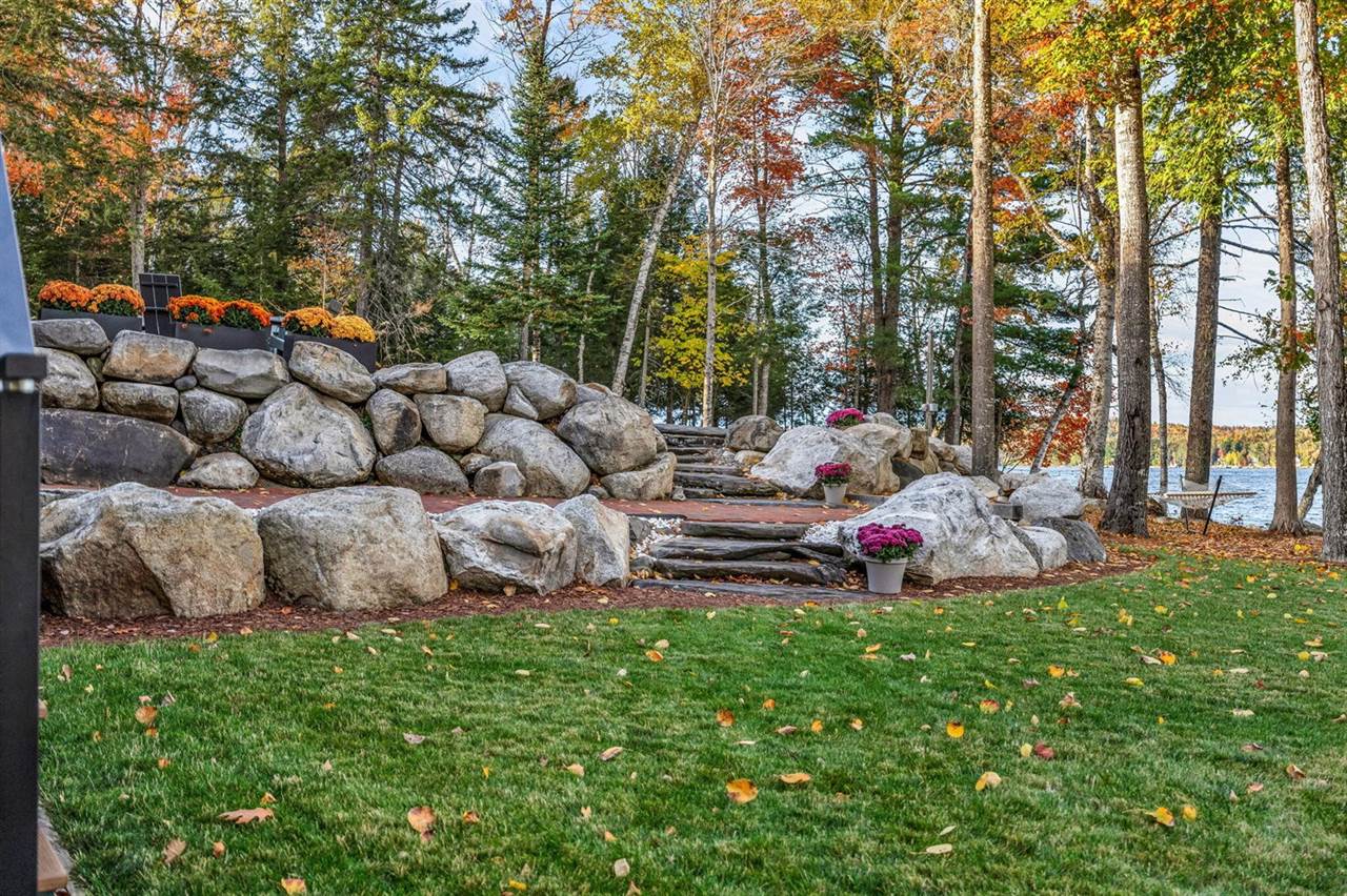 11 Salmon Road, Dover-Foxcroft, ME 04426