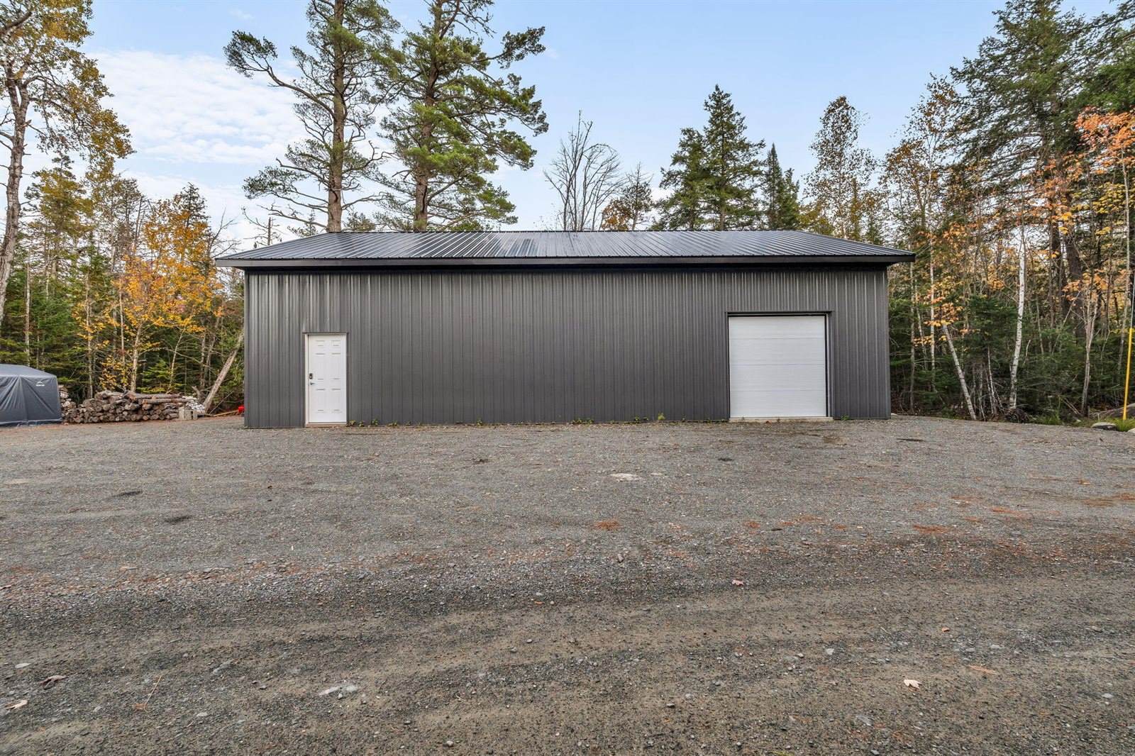 11 Salmon Road, Dover-Foxcroft, ME 04426