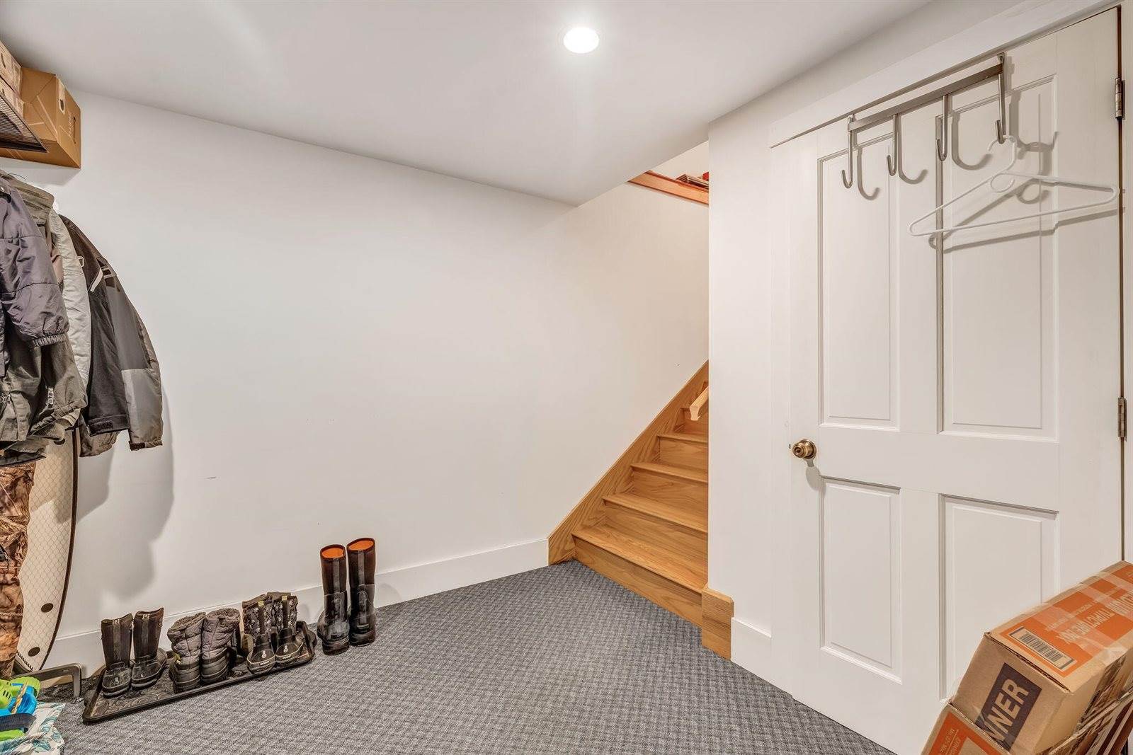 11 Salmon Road, Dover-Foxcroft, ME 04426