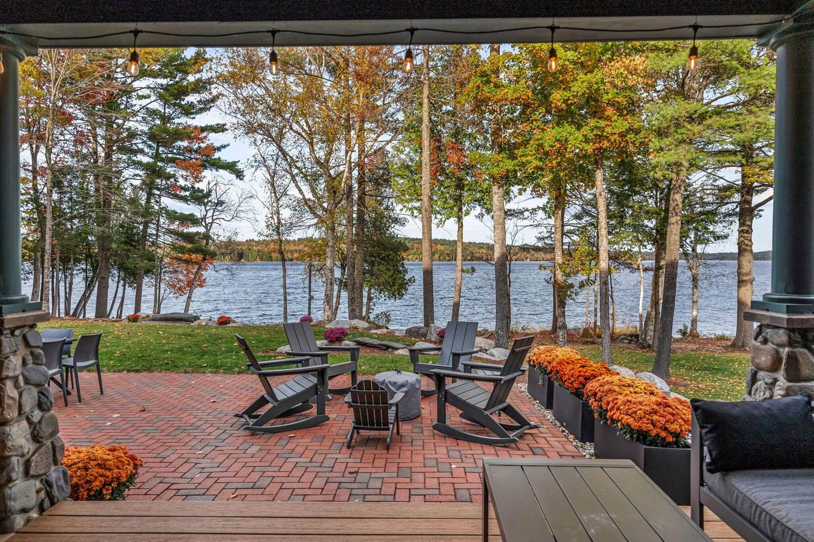 11 Salmon Road, Dover-Foxcroft, ME 04426