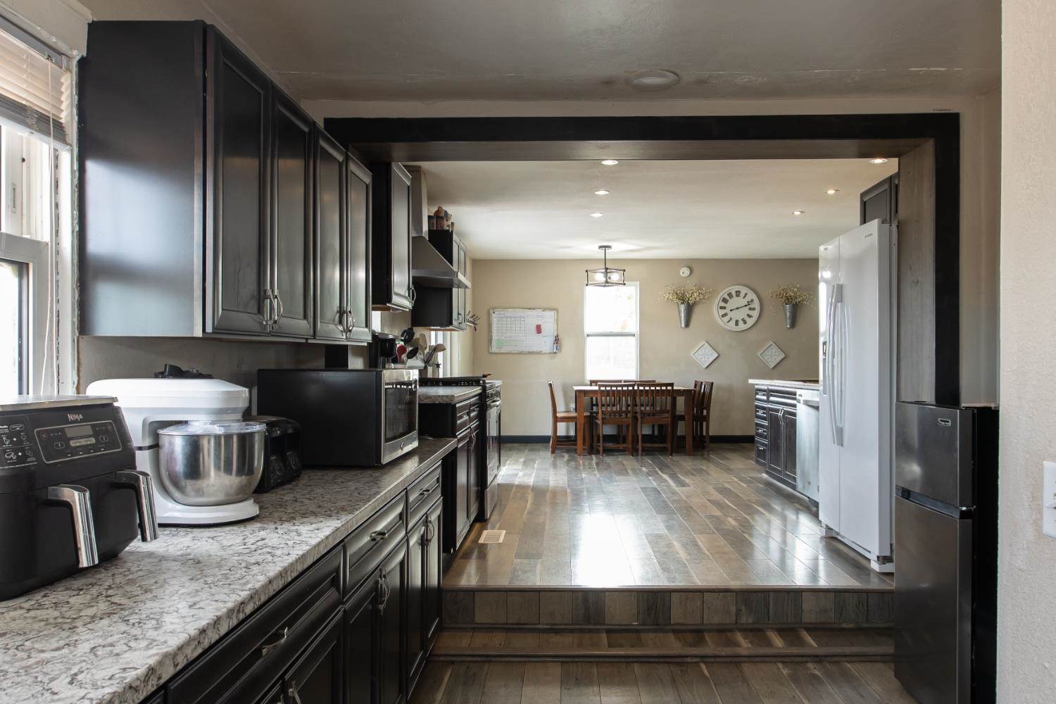 633 South Big Bow Grade, Johnson, KS 67855