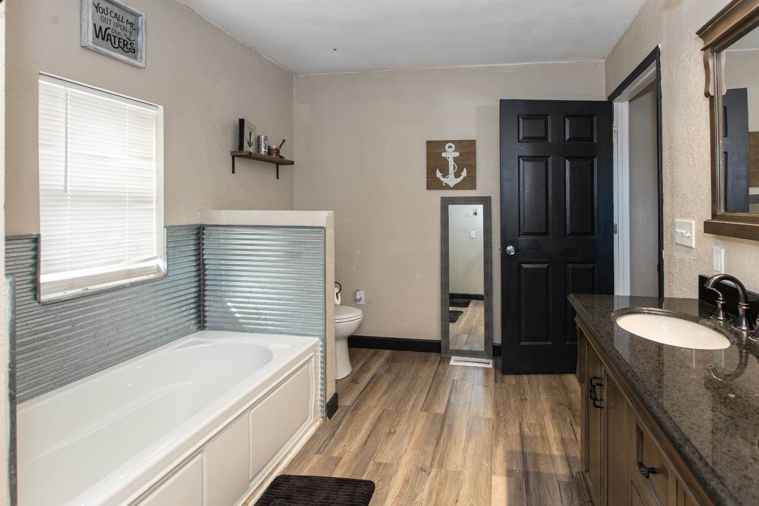 633 South Big Bow Grade, Johnson, KS 67855