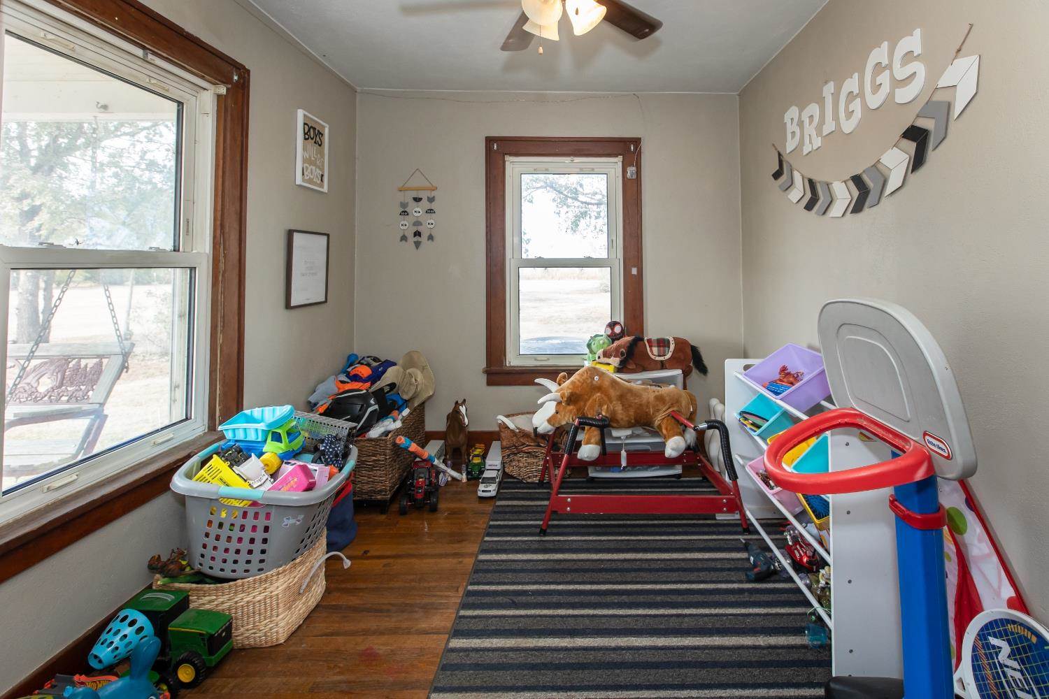 633 South Big Bow Grade, Johnson, KS 67855