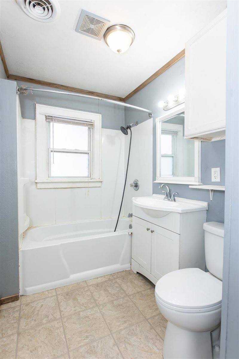 633 South Big Bow Grade, Johnson, KS 67855