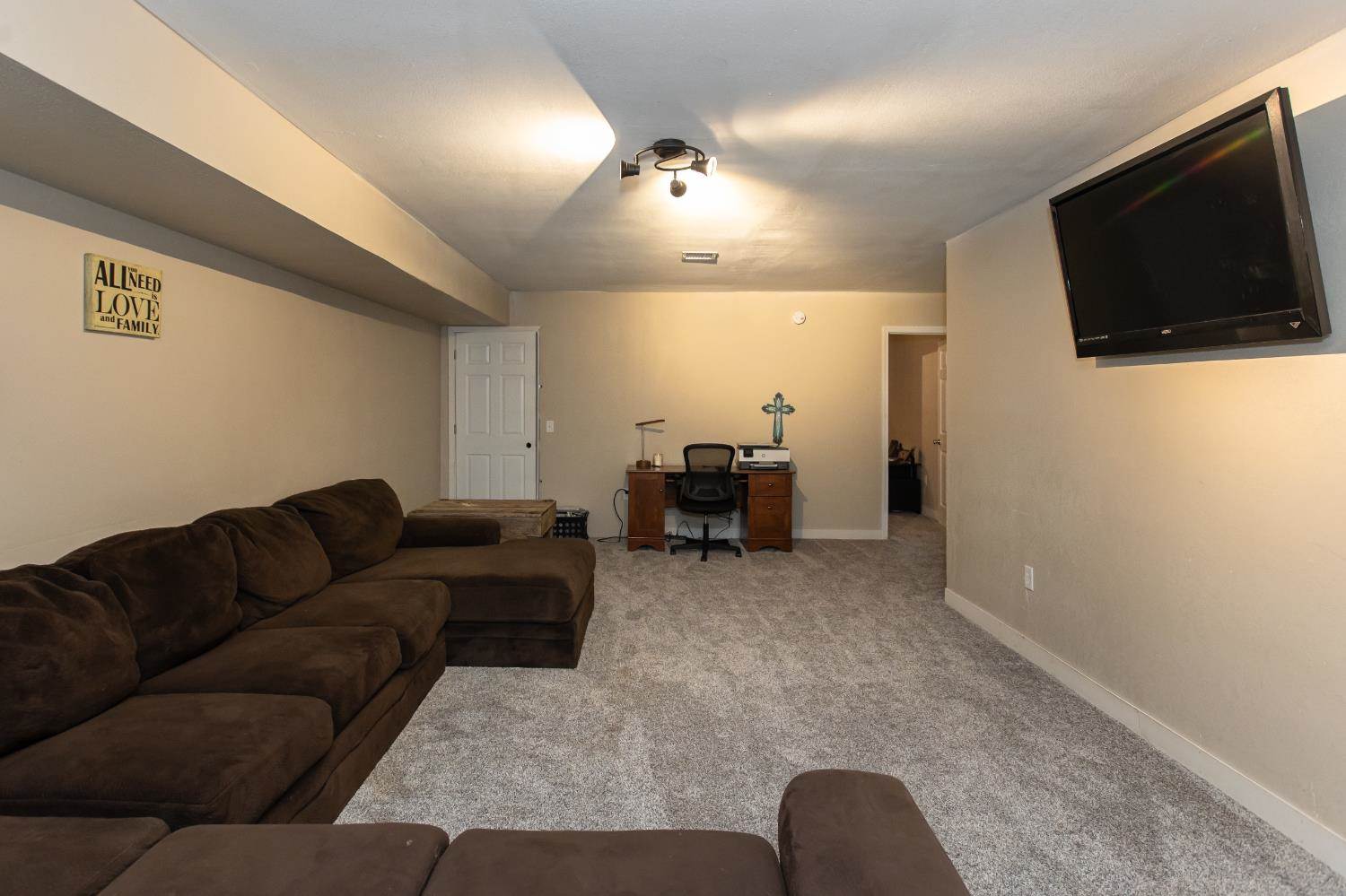 633 South Big Bow Grade, Johnson, KS 67855