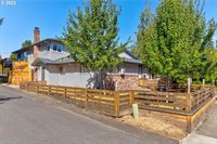 6097 SW Valley Ave, Beaverton, OR 97008