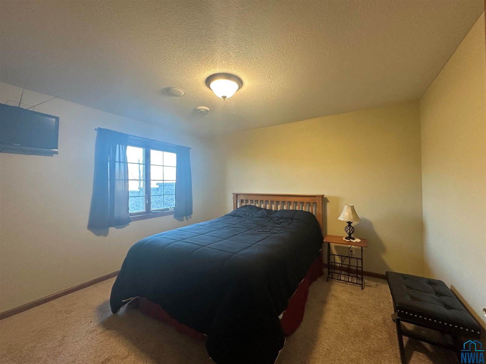 240 N Pond Dr., Jackson, MN 56143