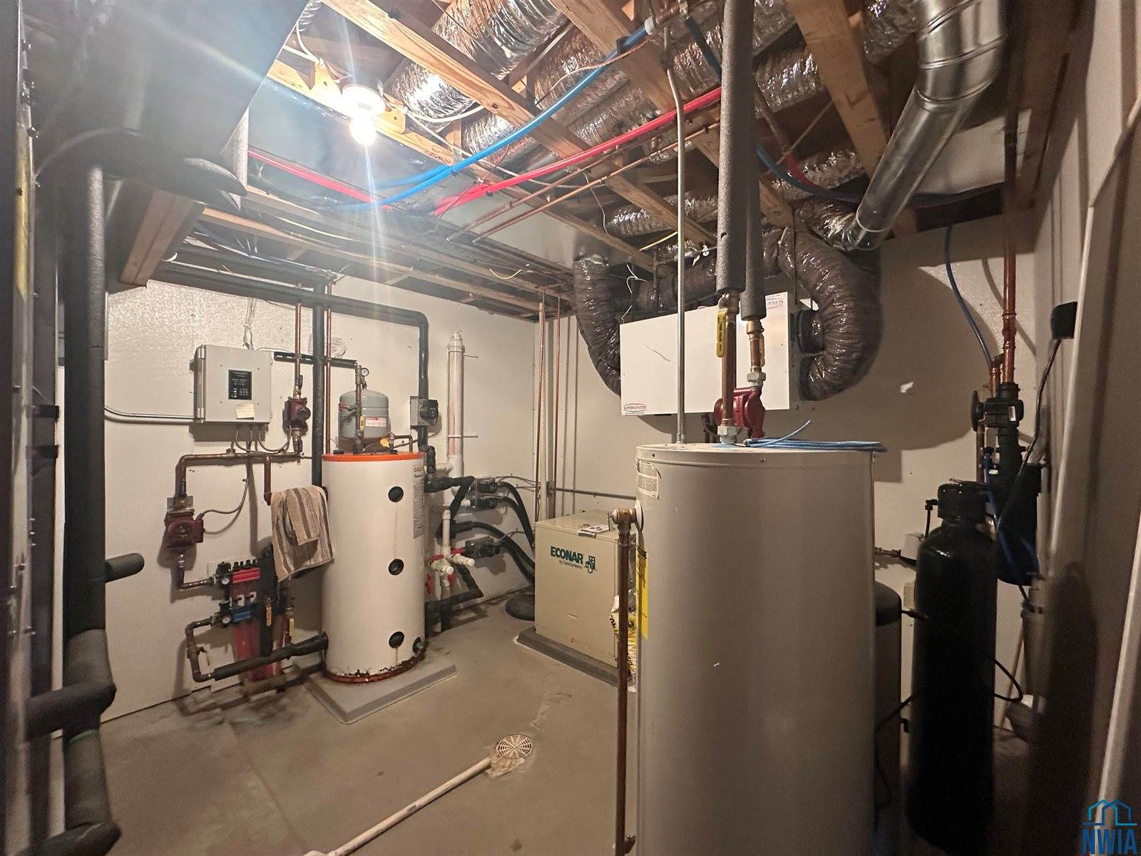 240 N Pond Dr., Jackson, MN 56143