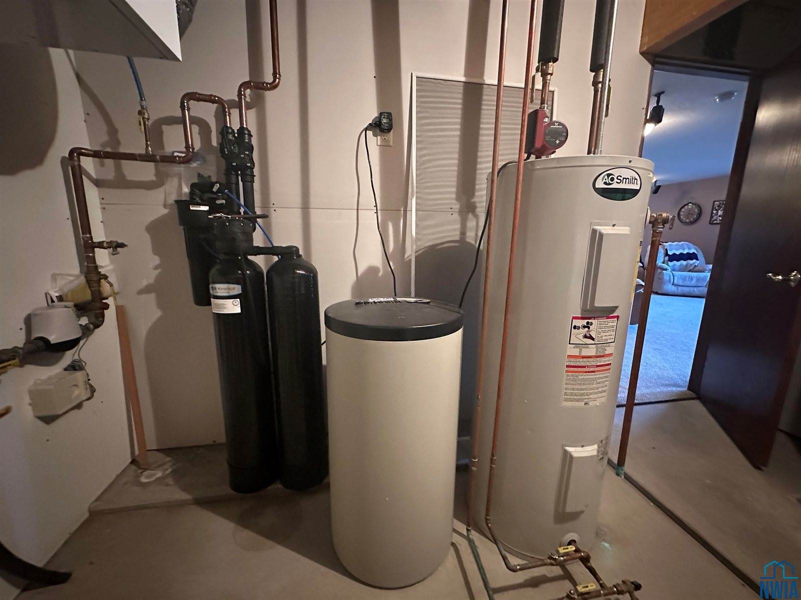 240 N Pond Dr., Jackson, MN 56143