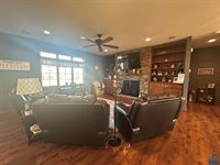 240 N Pond Dr., Jackson, MN 56143