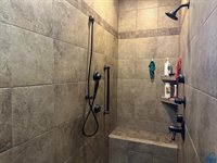 240 N Pond Dr., Jackson, MN 56143