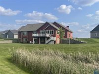 240 N Pond Dr., Jackson, MN 56143