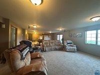 240 N Pond Dr., Jackson, MN 56143