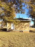 905 SW 3rd St, Lawton, OK 73501
