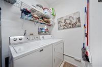 108 Red Barn, Lexington, SC 29072