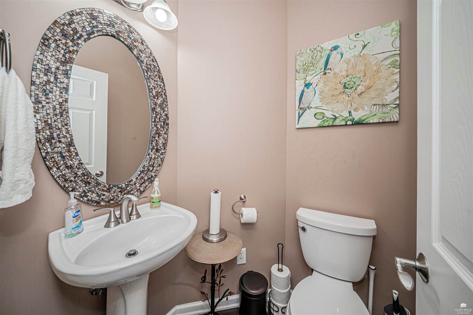 1539 Tamerisk Drive, Junction City, KS 66441