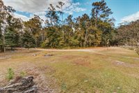 7141 Road 406, Kiln, MS 39556