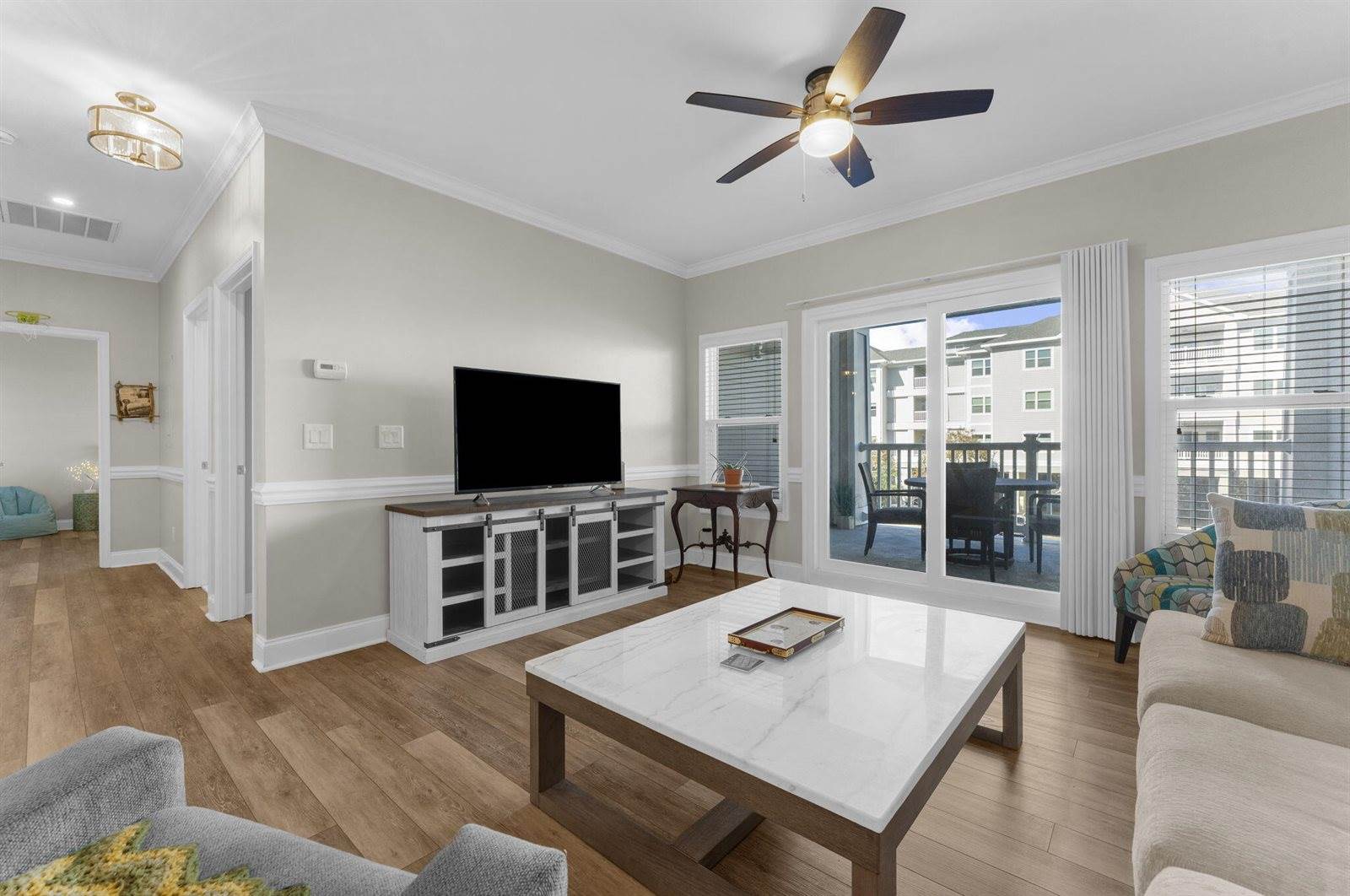 1984 Folly Road, Charleston, SC 29412