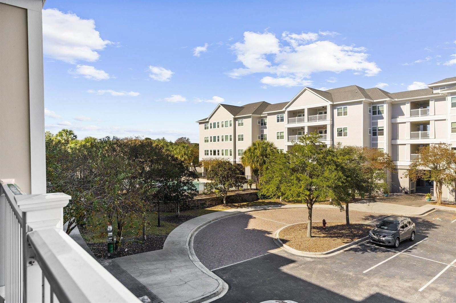 1984 Folly Road, Charleston, SC 29412