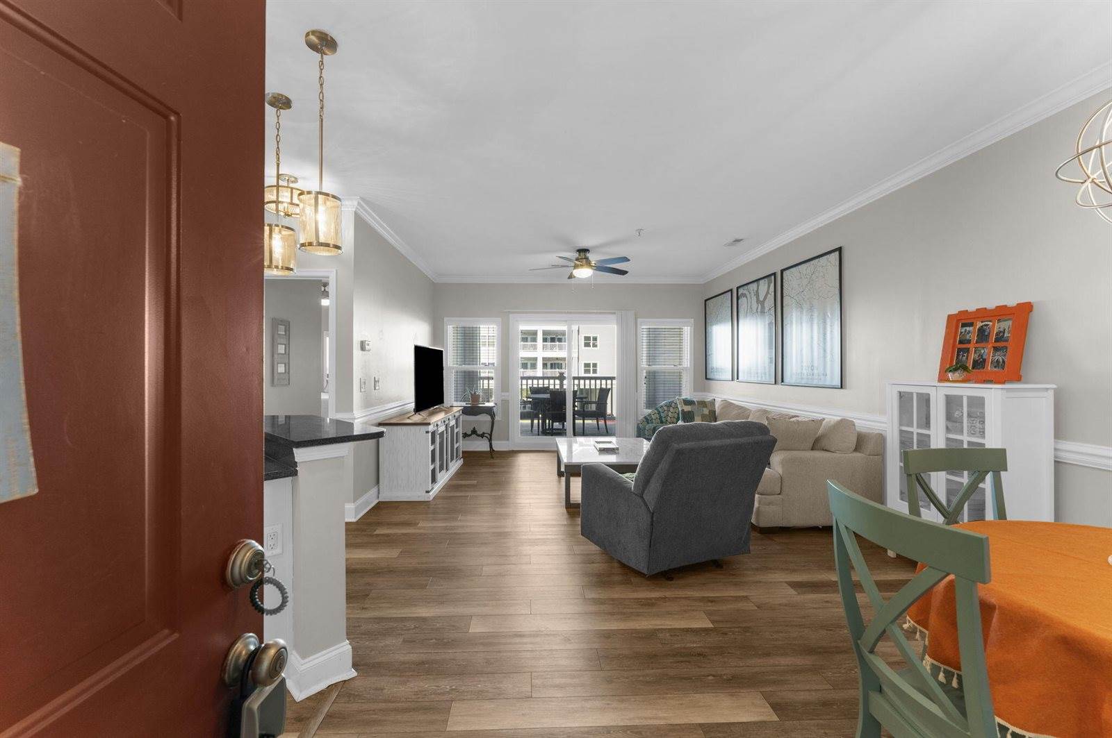 1984 Folly Road, Charleston, SC 29412