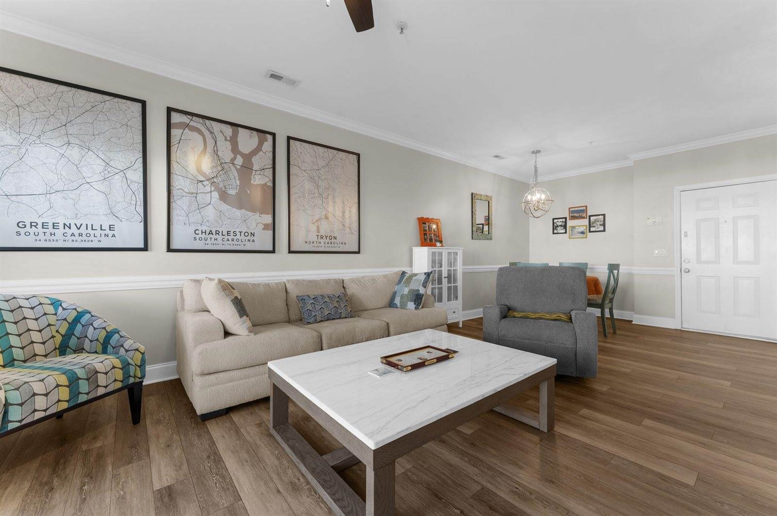 1984 Folly Road, Charleston, SC 29412