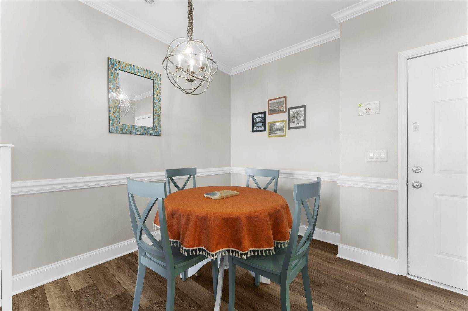 1984 Folly Road, Charleston, SC 29412