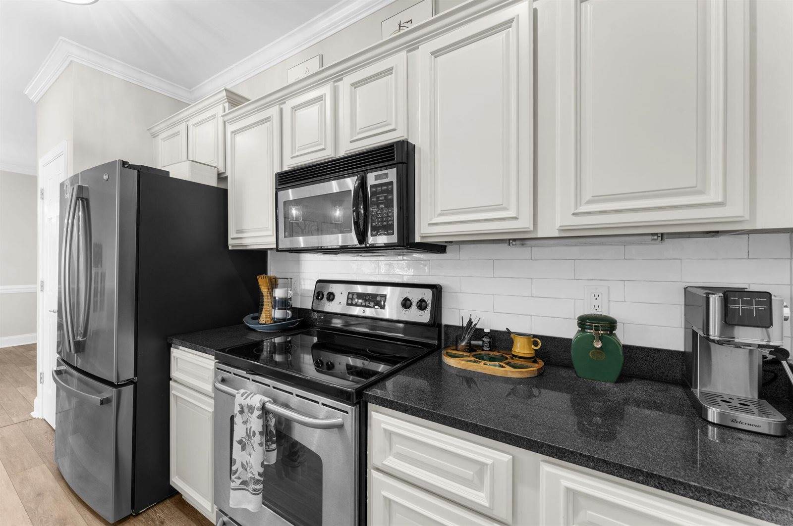 1984 Folly Road, Charleston, SC 29412