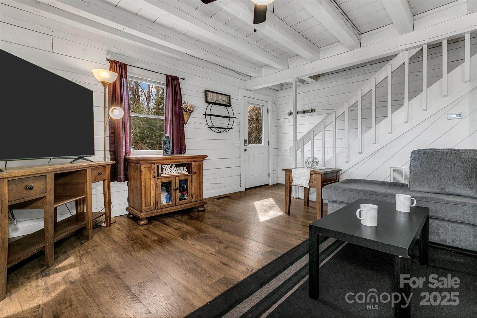 35 Creeds Cove Lane, Waynesville, NC 28785