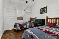 35 Creeds Cove Lane, Waynesville, NC 28785