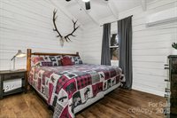 35 Creeds Cove Lane, Waynesville, NC 28785