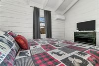 35 Creeds Cove Lane, Waynesville, NC 28785