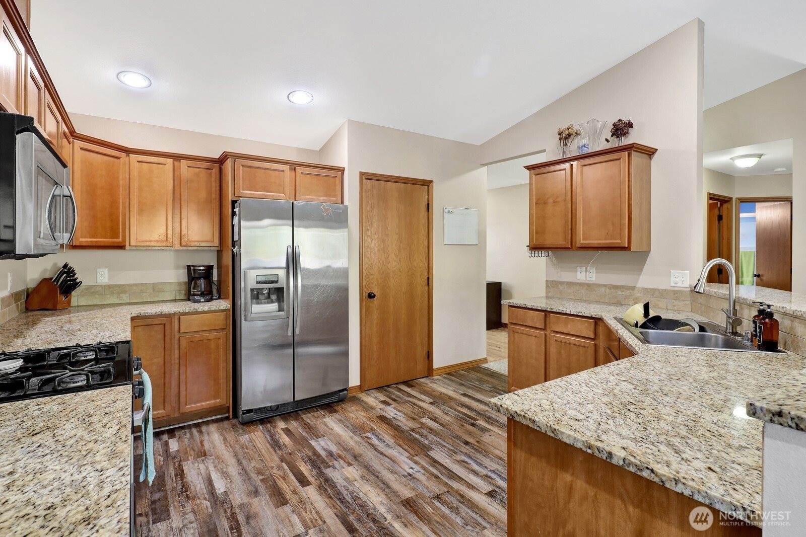 2556 Sievers Way, Ferndale, WA 98248