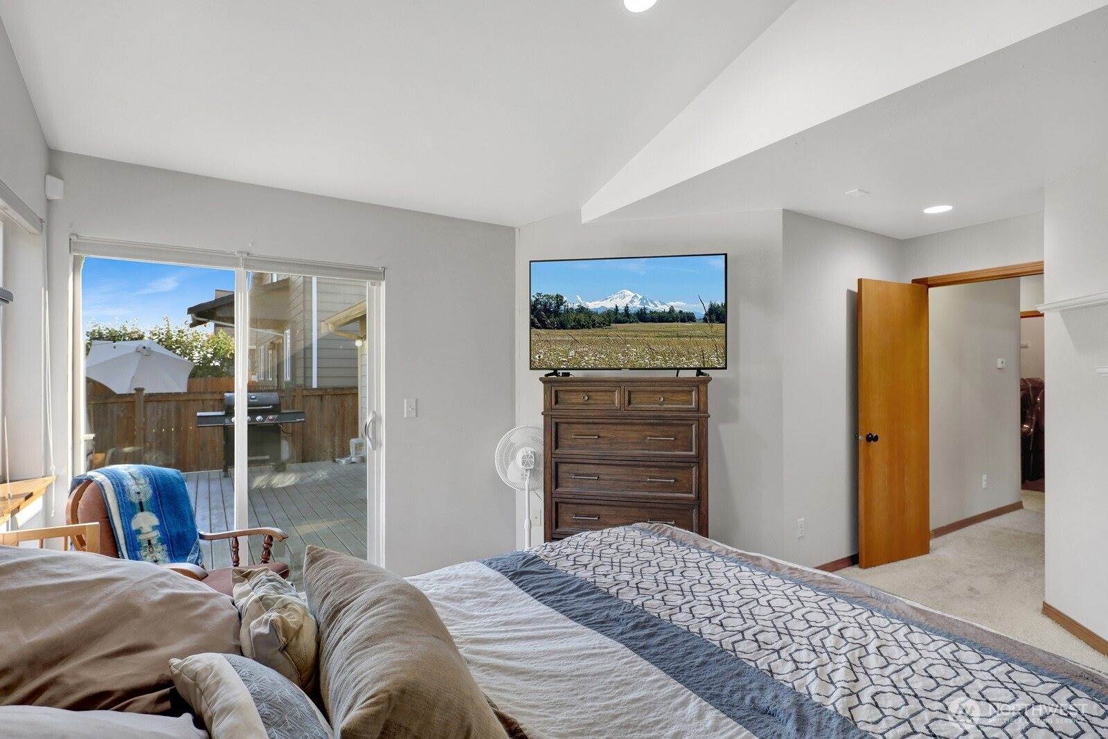 2556 Sievers Way, Ferndale, WA 98248